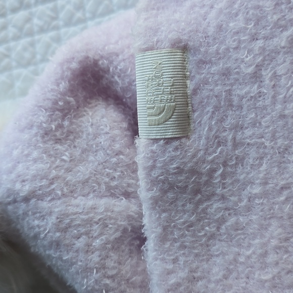 The North Face Beanie - Picture 6 of 8